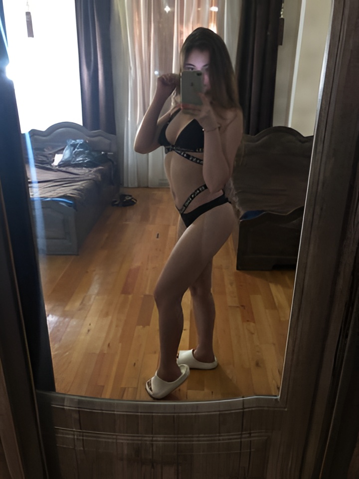 Индивидуалка Мелисса, доступна для личного знакомства от 10000 руб